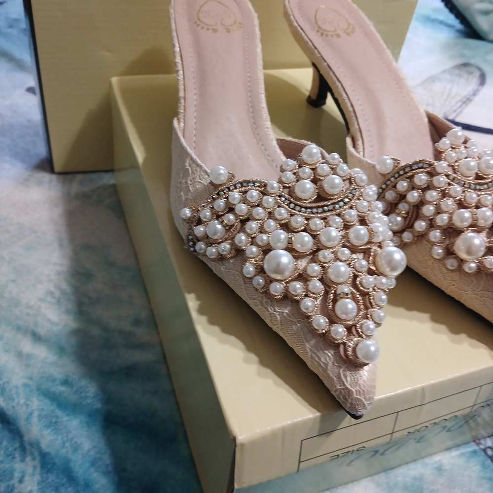 Elegant Pearl Embellished Lace Heels